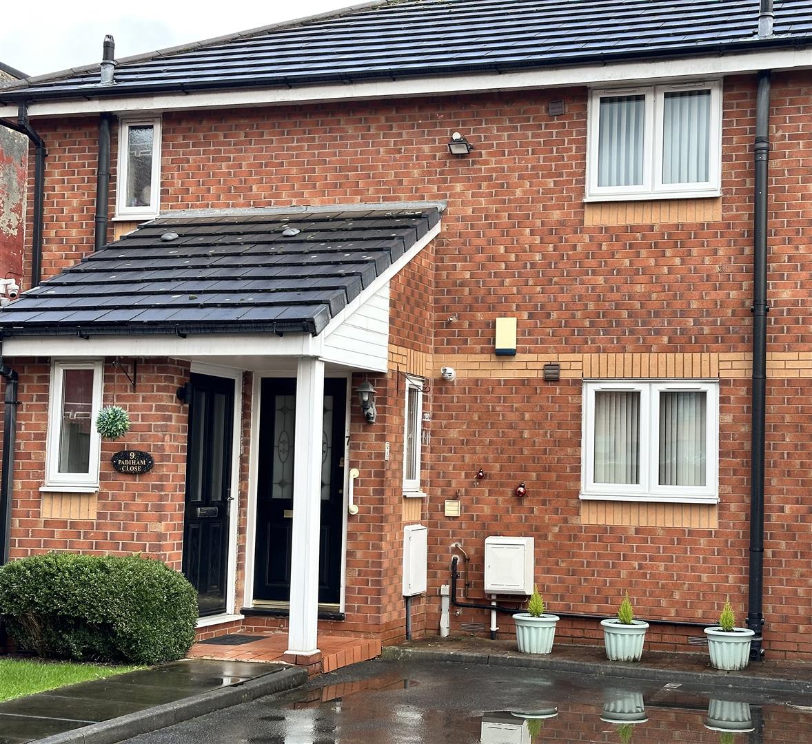 Padiham Close, Leigh WN7 2RU Express Let & Sales